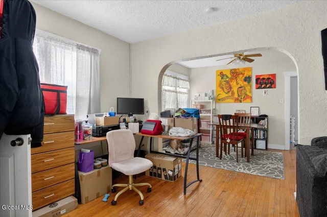 $289,900 | 3418 Albany Street, Niskayuna, NY 12304