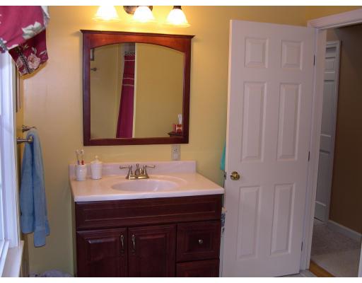 146 Debora Road North Attleboro, MA 02760 - Photo 16 of 22 Gallery Image 16