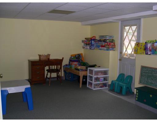 146 Debora Road North Attleboro, MA 02760 - Photo 18 of 22 Gallery Image 18