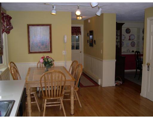 146 Debora Road North Attleboro, MA 02760 - Photo 6 of 22 Gallery Image 6