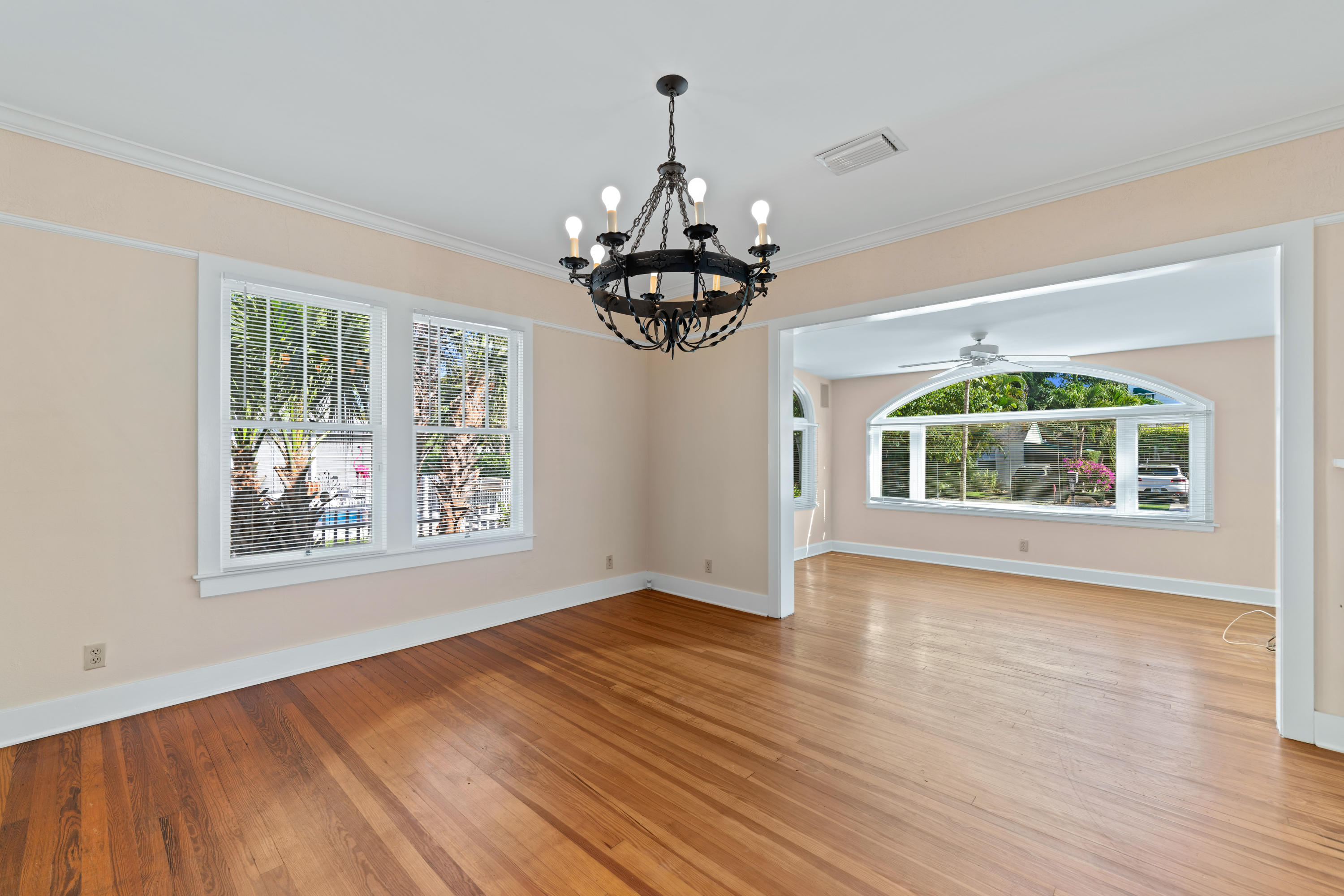 60 Palm Square Delray Beach, FL 33483 - Photo 11 of 35 Dining2