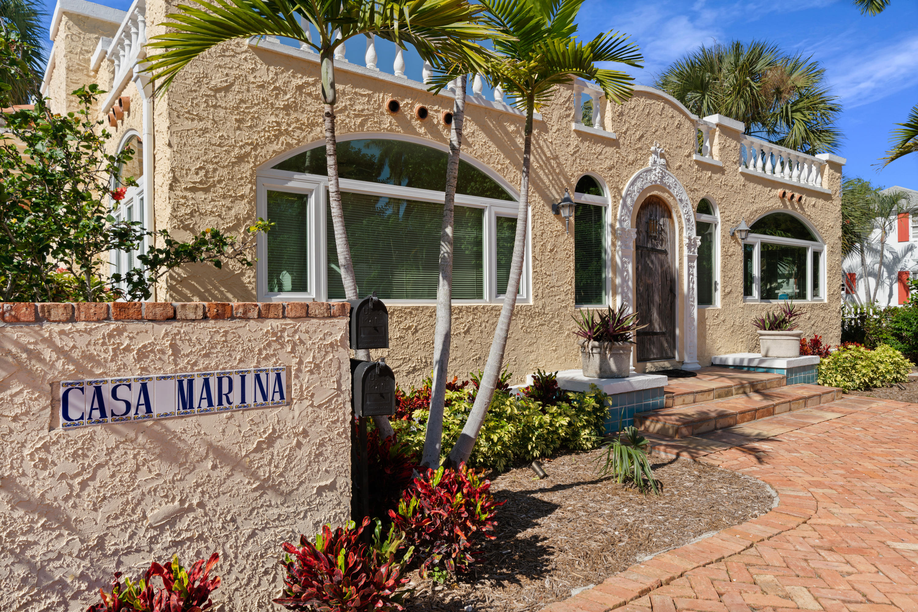 60 Palm Square Delray Beach, FL 33483 - Photo 3 of 35 FrontElevationClose