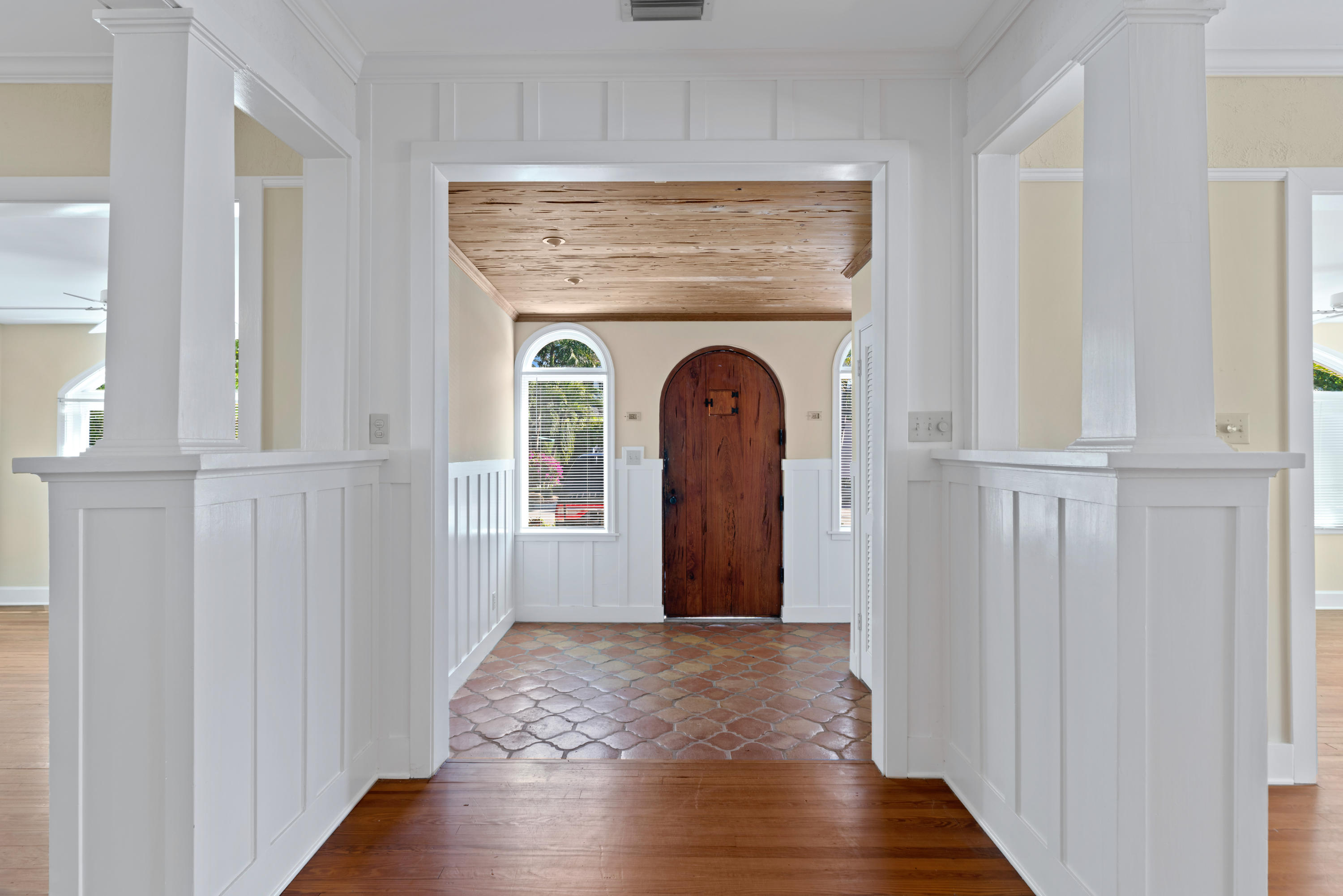 60 Palm Square Delray Beach, FL 33483 - Photo 6 of 35 EmtryHall