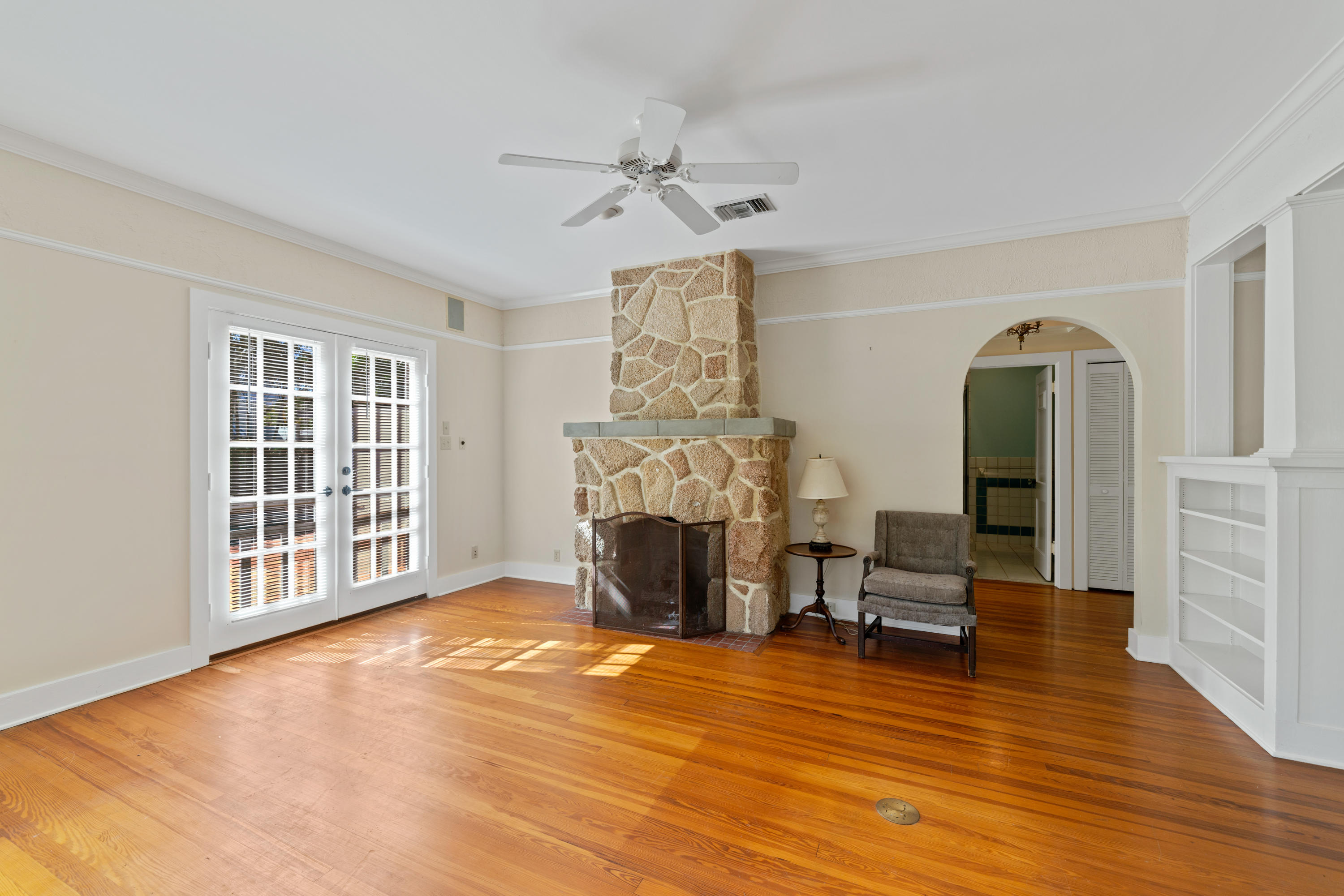 60 Palm Square Delray Beach, FL 33483 - Photo 7 of 35 Fireplace