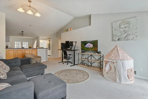 $259,900 | 2216 Water Lilly Lane, Unit 607, Eagan, MN 55122