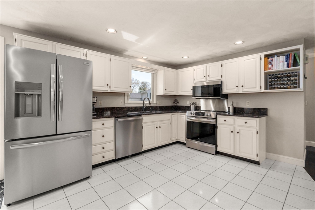 12 Whitney Road Hopedale, MA 01747 - Photo 8 of 26