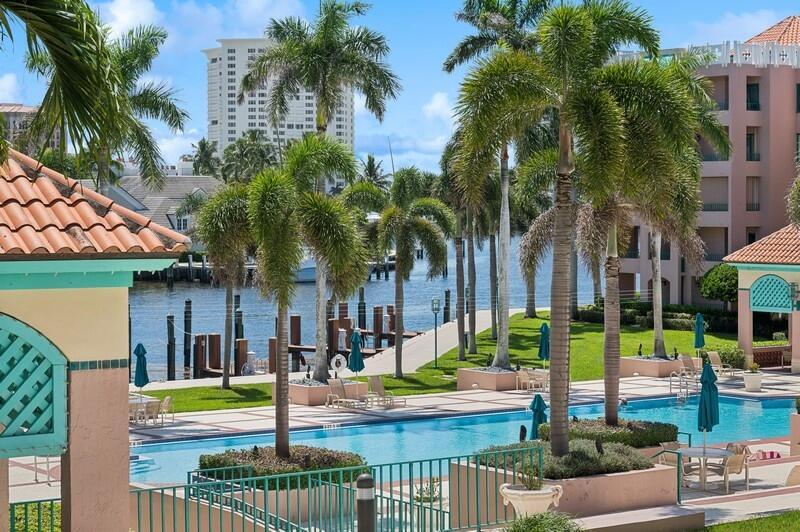 120 Southeast 5th Avenue, Unit 326 Boca Raton, FL 33432 - Photo 2 of 25 01_120SE5thAvenue326_193_Intracoastalpoo