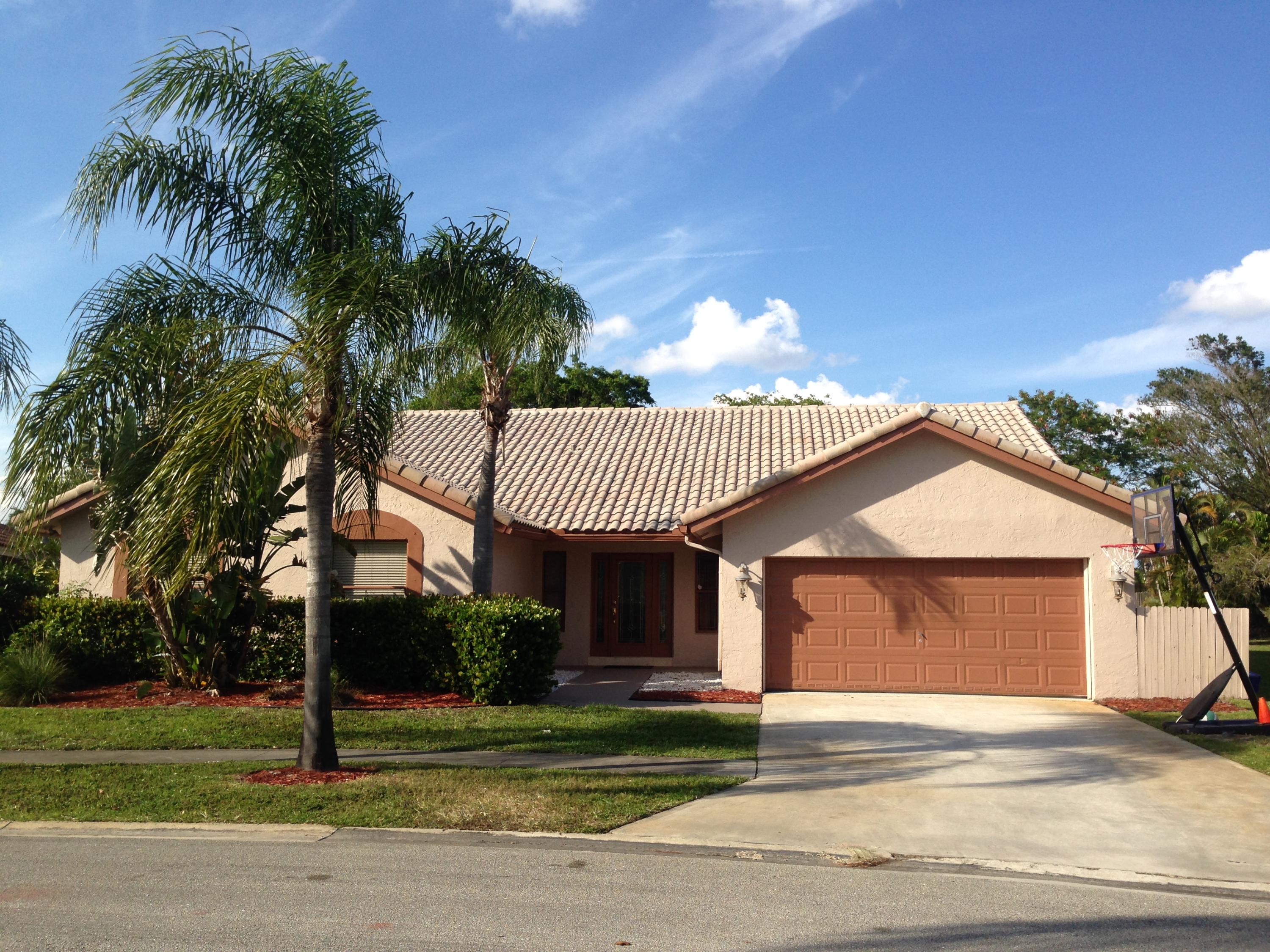 5074 Marina Circle Boca Raton, FL 33486 - Photo 1 of 36 Front