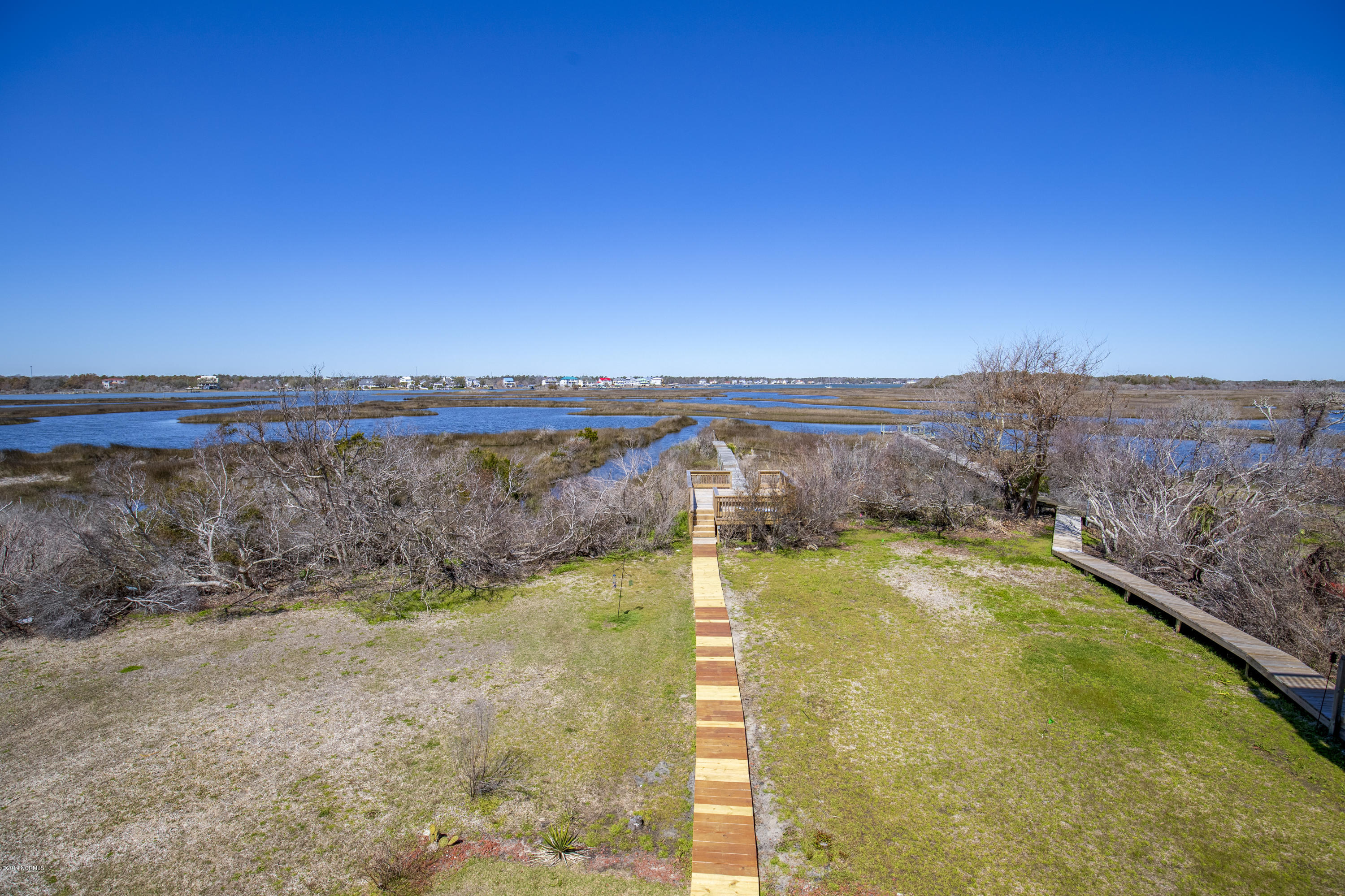 1847 New River Inlet Road North Topsail Beach, NC 28460 - Photo 6 of 42 1847 NRIR - Interiors - 5 -HDR