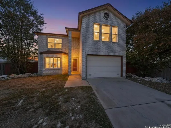 $2,000 | 7830 Fossil Banks, San Antonio, TX 78254