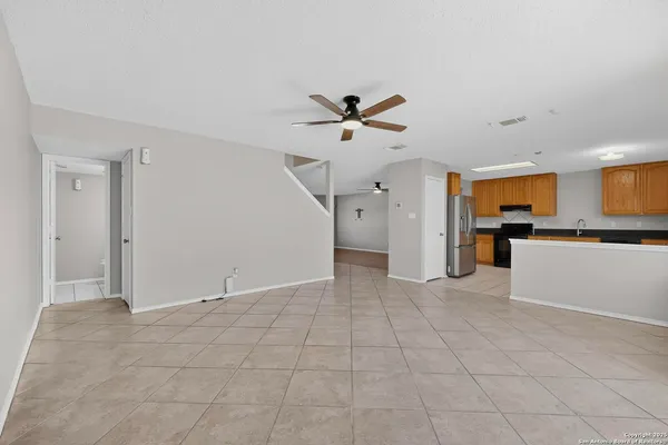 $2,000 | 7830 Fossil Banks, San Antonio, TX 78254