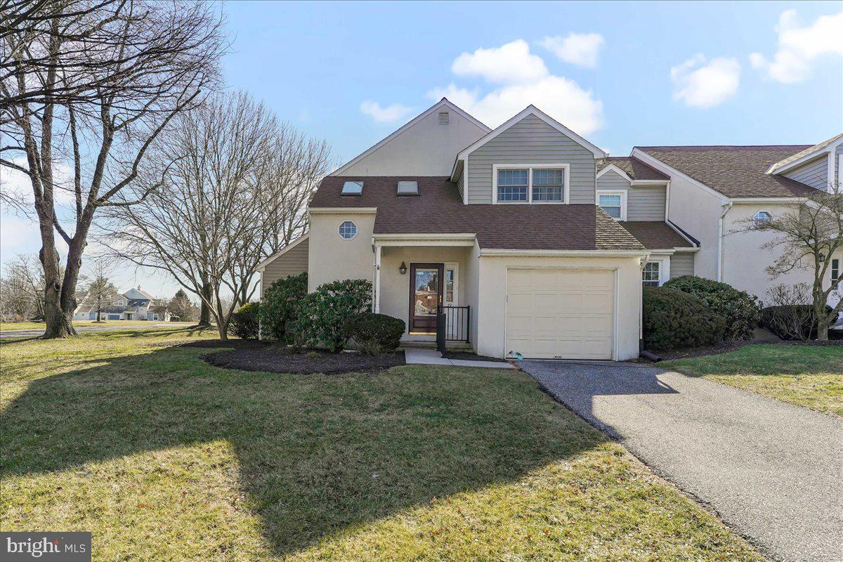 29 Hunters Run Newtown Square, PA 19073 - Photo 2 of 34