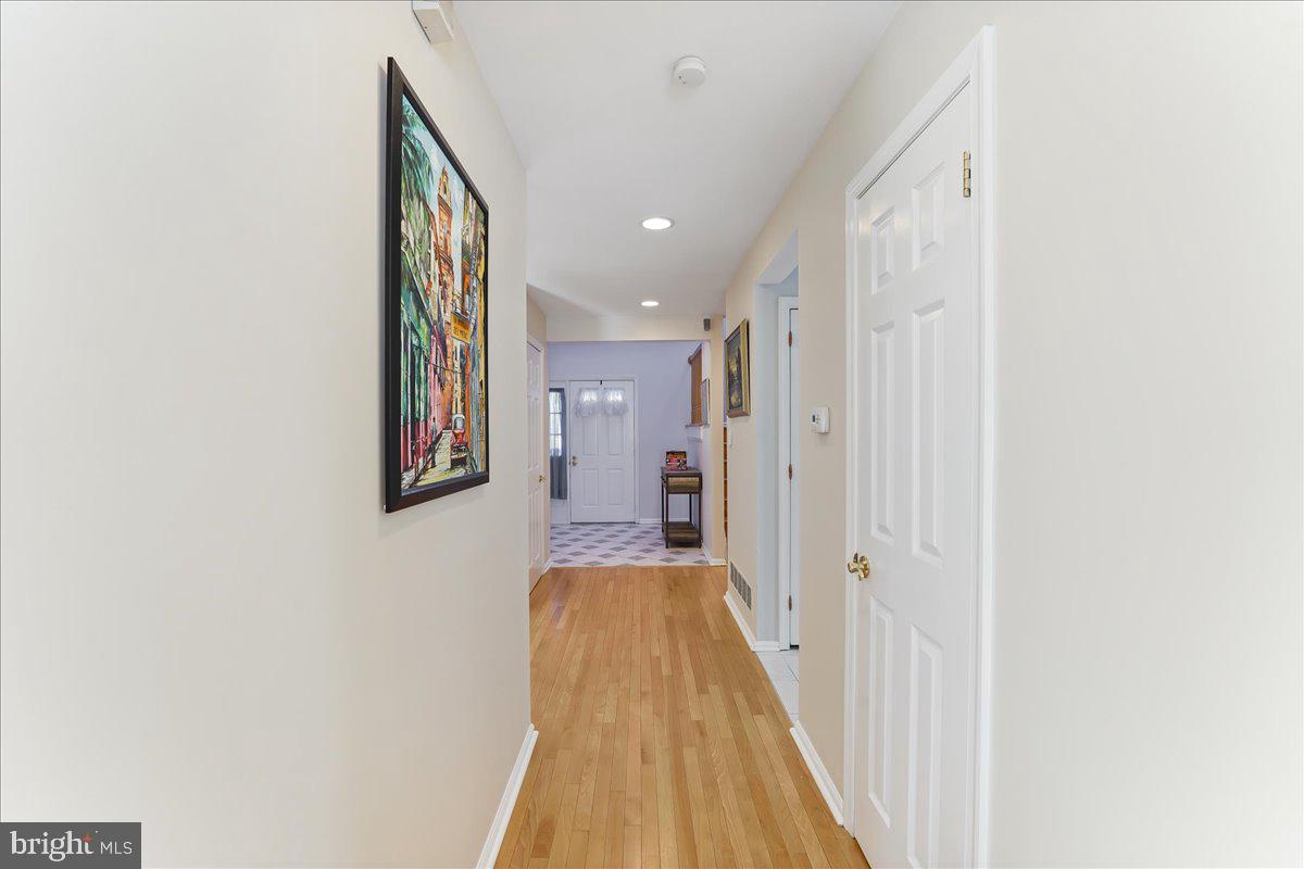 29 Hunters Run Newtown Square, PA 19073 - Photo 8 of 34