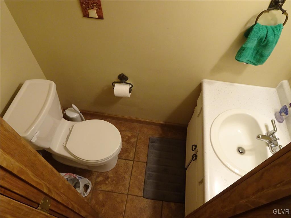 7552 Buttercup Road Lower Macungie Township, PA 18062 - Photo 15 of 29 Gallery Image 15