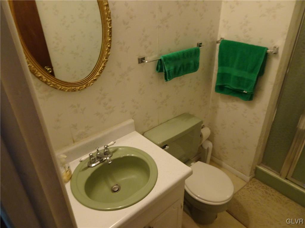 7552 Buttercup Road Lower Macungie Township, PA 18062 - Photo 19 of 29 Gallery Image 19