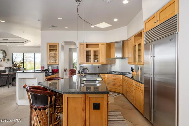 $2,300,000 | 10567 East Mark Lane, Scottsdale, AZ 85262