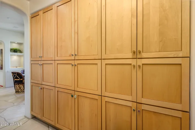 $2,300,000 | 10567 East Mark Lane, Scottsdale, AZ 85262