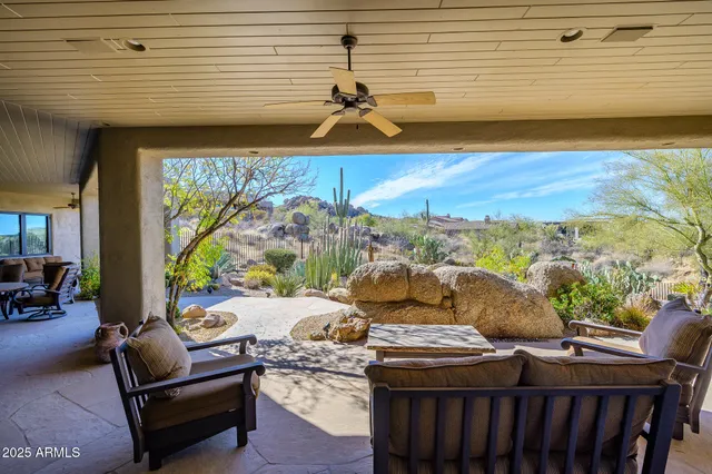 $2,300,000 | 10567 East Mark Lane, Scottsdale, AZ 85262