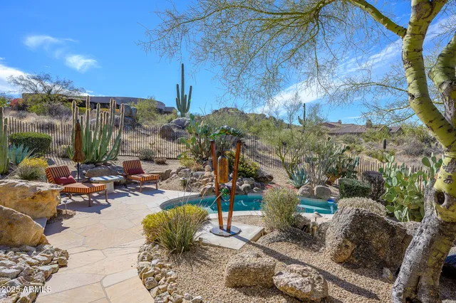 $2,300,000 | 10567 East Mark Lane, Scottsdale, AZ 85262