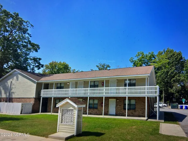 $950 | 709 Johnston Street, Unit Y, Greenville, NC 27858
