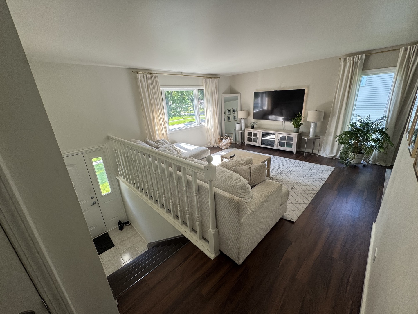 2010 Carleton Road Hoffman Estates, IL 60169 - Photo 9 of 24