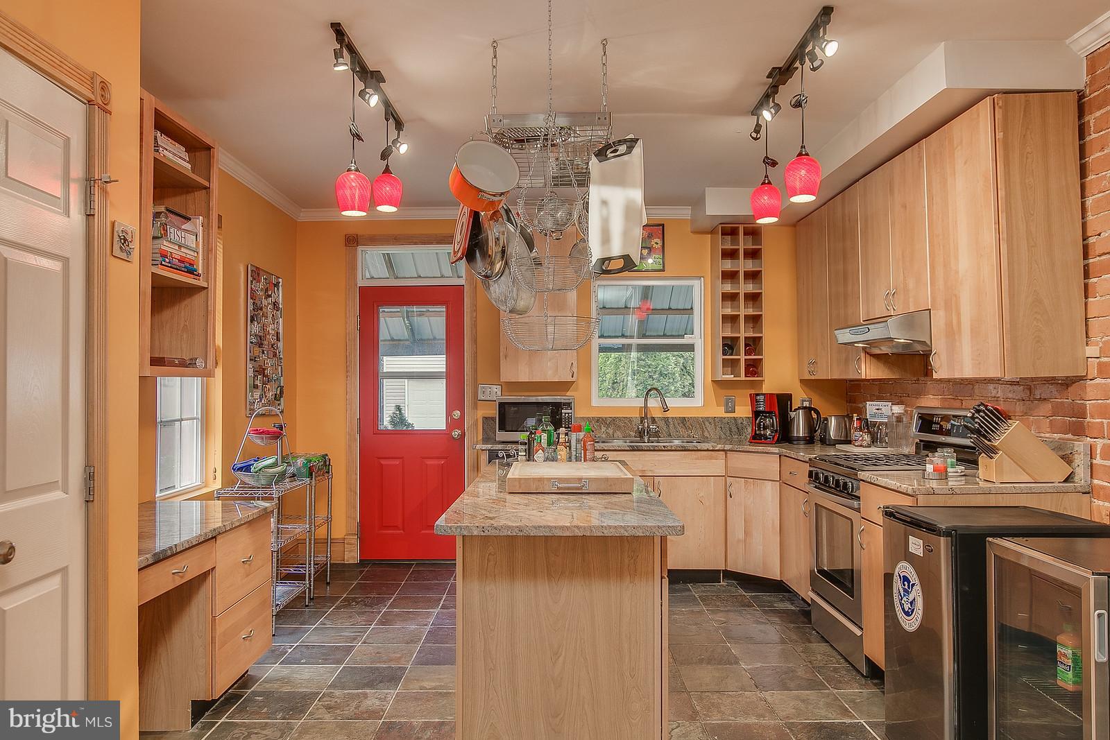 217 Center Street Frederick, MD 21701 - Photo 11 of 30 Kitchen