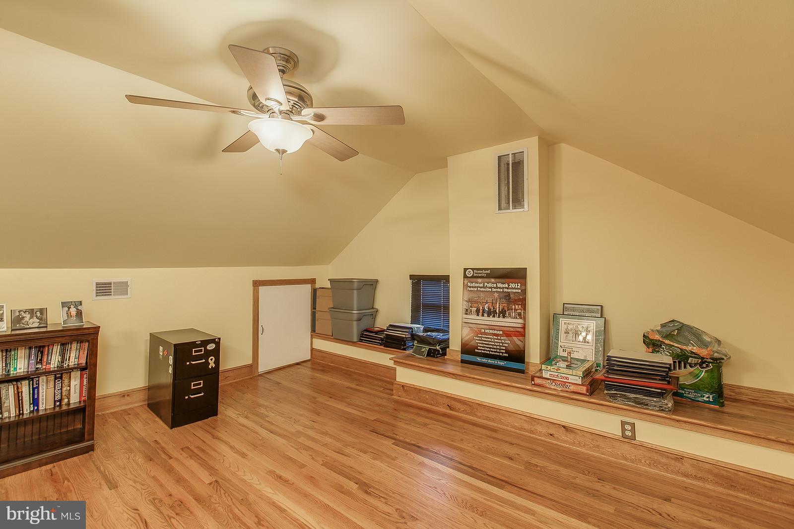 217 Center Street Frederick, MD 21701 - Photo 19 of 30 Interior (General)