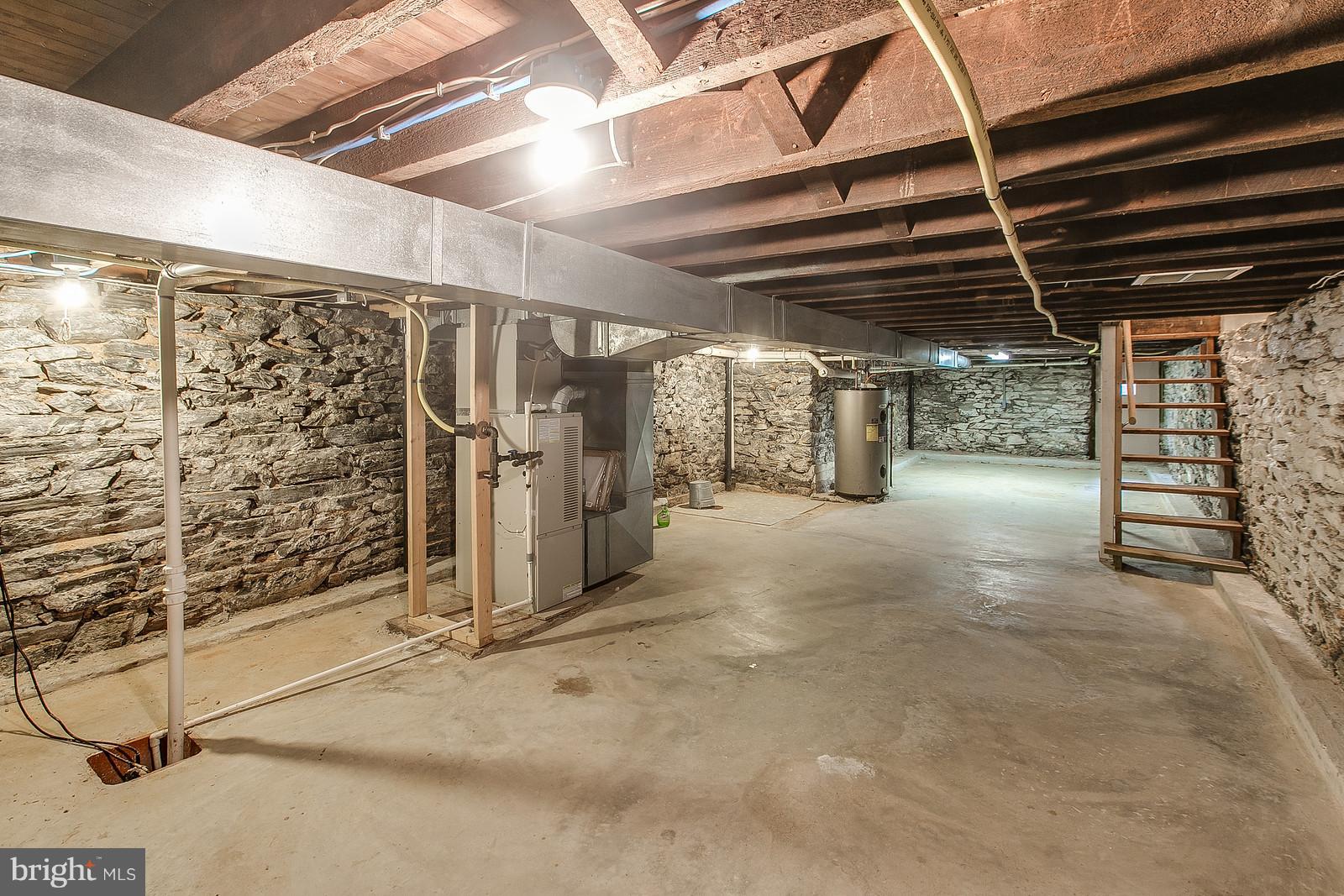 217 Center Street Frederick, MD 21701 - Photo 22 of 30 Interior (General)