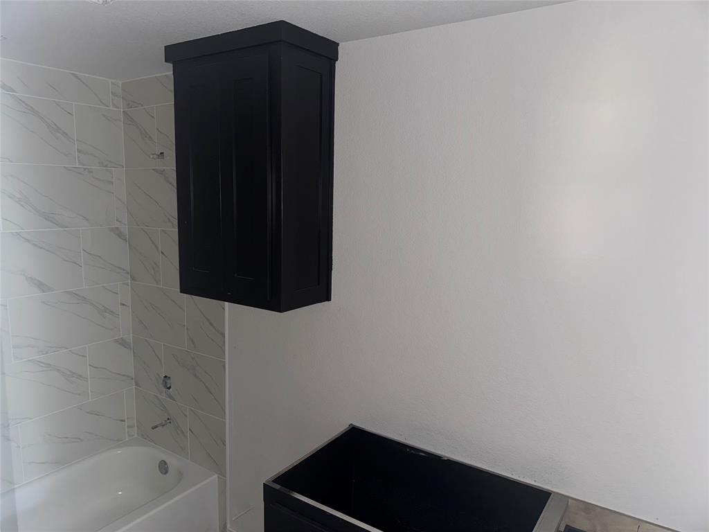 163 Agnes Circle Springtown, TX 76082 - Photo 6 of 7