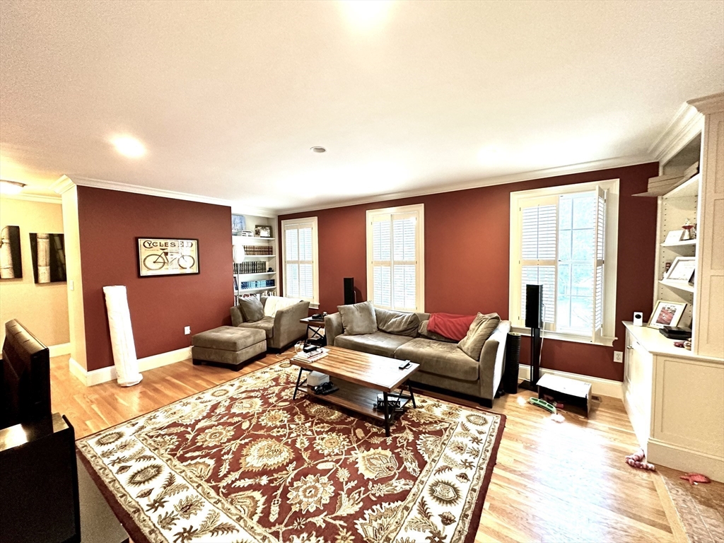 77 Hackensack Road Chestnut Hill, MA 02467 - Photo 9 of 23