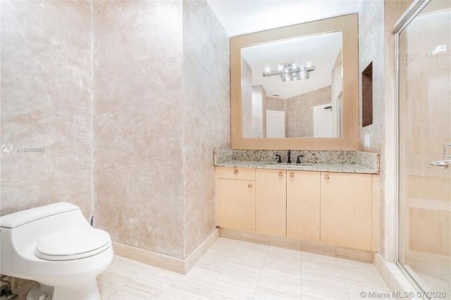 $1,451,000 | 7000 Island Boulevard, Unit PH04, Aventura, FL 33160