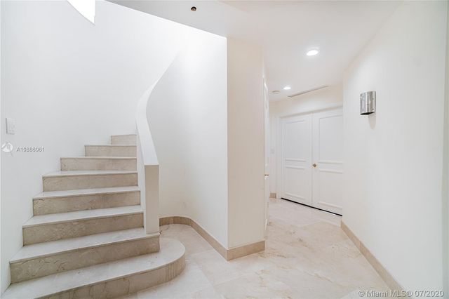 $1,451,000 | 7000 Island Boulevard, Unit PH04, Aventura, FL 33160