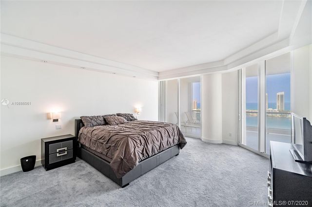 $1,451,000 | 7000 Island Boulevard, Unit PH04, Aventura, FL 33160