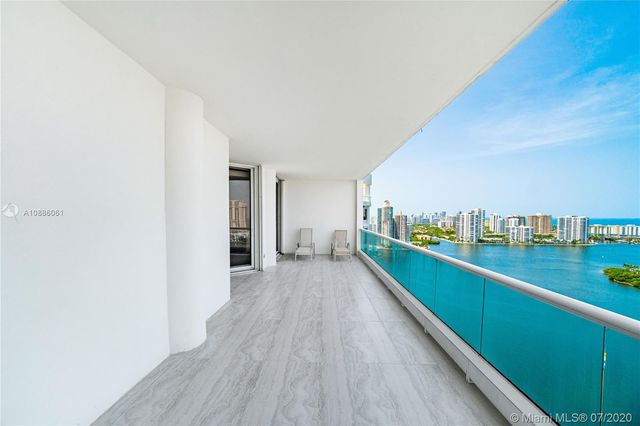 $1,451,000 | 7000 Island Boulevard, Unit PH04, Aventura, FL 33160
