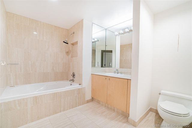 $1,451,000 | 7000 Island Boulevard, Unit PH04, Aventura, FL 33160