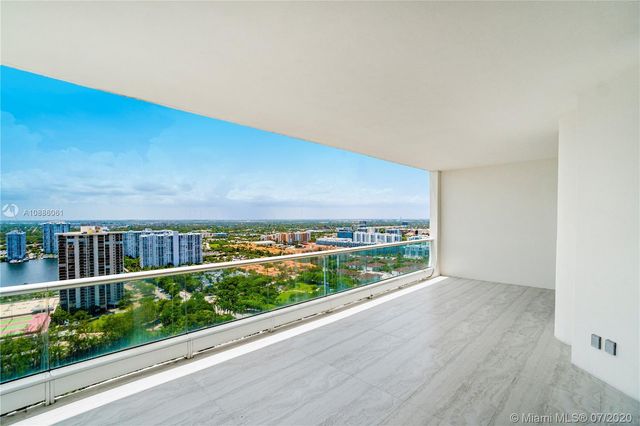 $1,451,000 | 7000 Island Boulevard, Unit PH04, Aventura, FL 33160