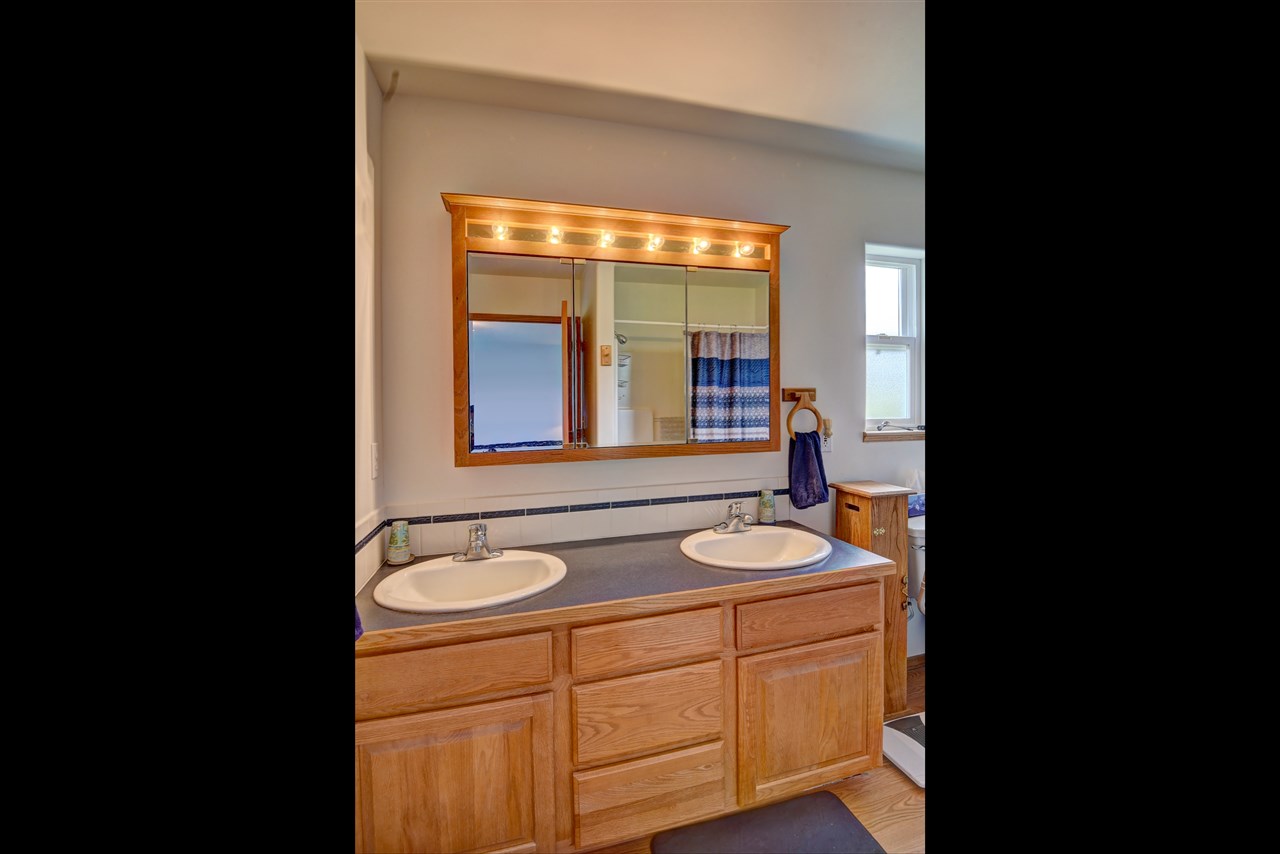 27702 North Short Road Deer Park, WA 99006 - Photo 12 of 20