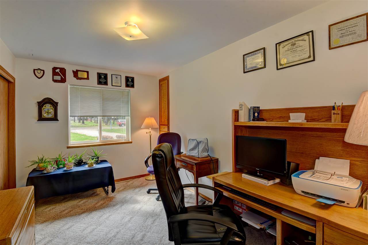 27702 North Short Road Deer Park, WA 99006 - Photo 15 of 20