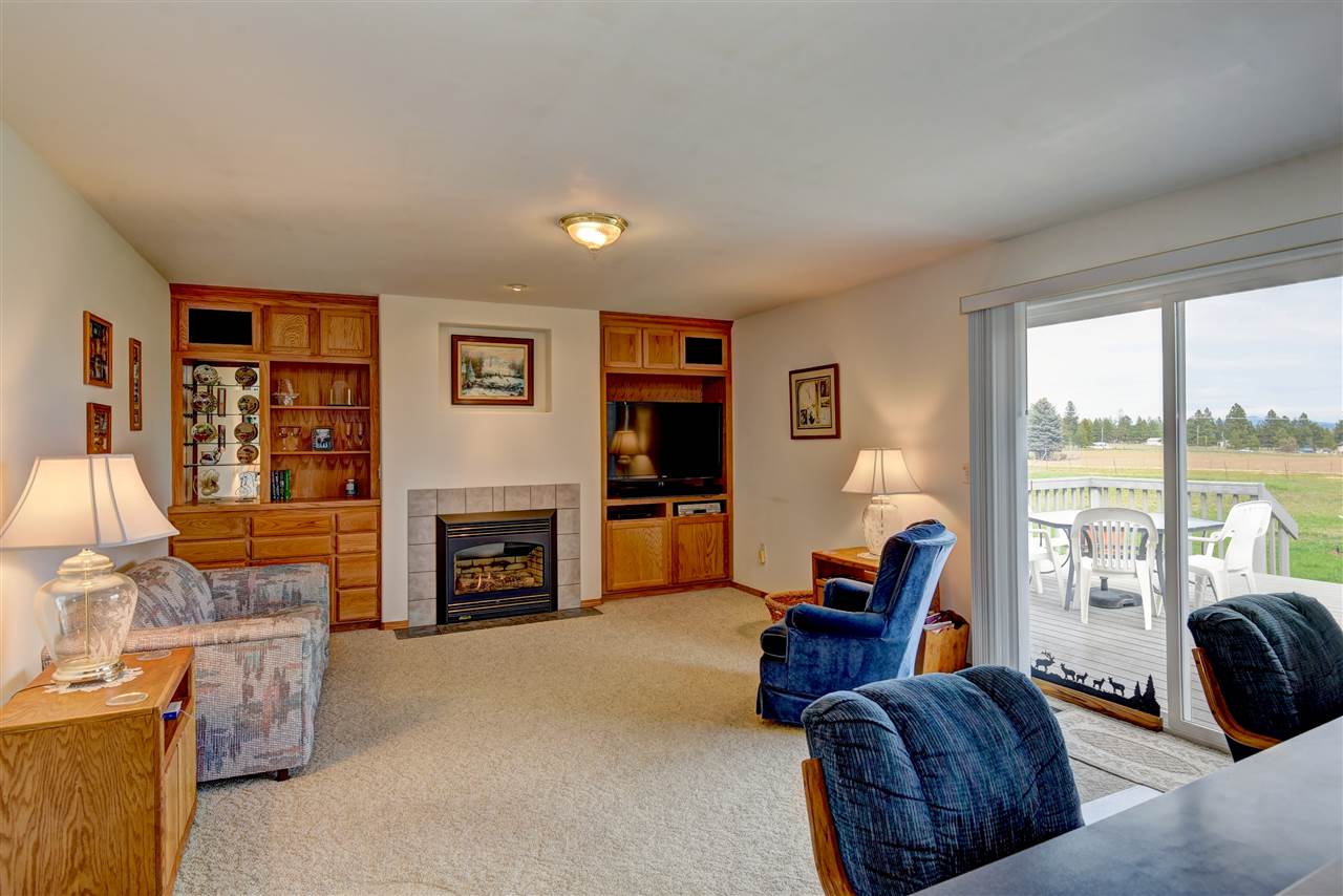 27702 North Short Road Deer Park, WA 99006 - Photo 8 of 20