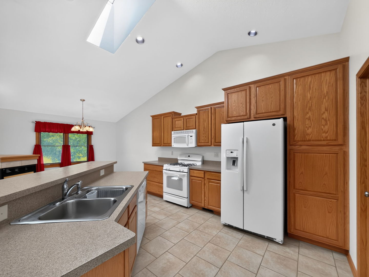 533 Brant Circle, Unit 533 DeKalb, IL 60115 - Photo 9 of 27