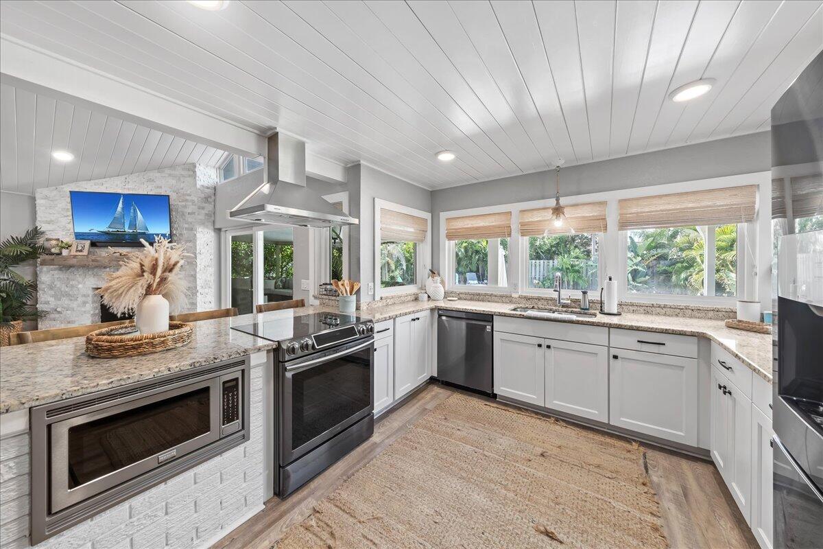 263 Sand Pine Road Indialantic, FL 32903 - Photo 11 of 48 16-untitled-9