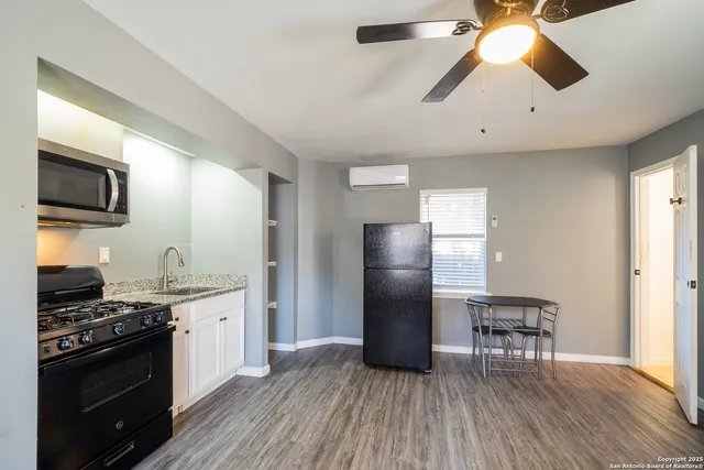$1,000 | 125 Hess Street, Unit 101, San Antonio, TX 78212