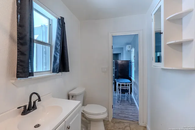 $1,000 | 125 Hess Street, Unit 101, San Antonio, TX 78212