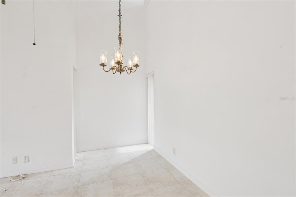 2064 Sunset Point Road, Unit 71 Clearwater, FL 33765 - Photo 6 of 43