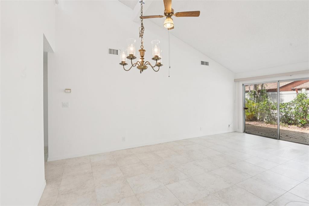 2064 Sunset Point Road, Unit 71 Clearwater, FL 33765 - Photo 7 of 43