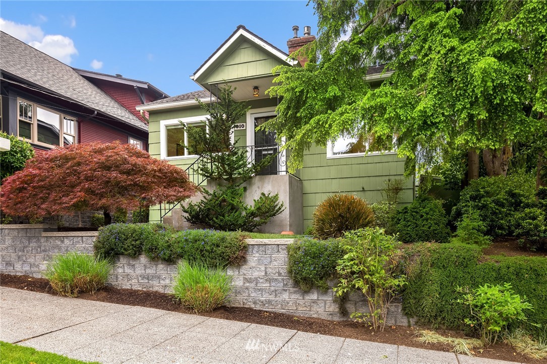 910 North 78th Street Seattle, WA 98103 - Photo 1 of 22 Gallery Image 1