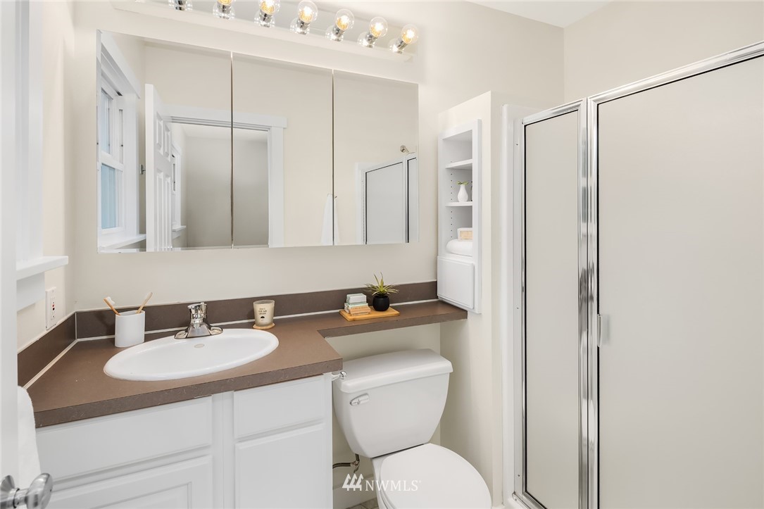 910 North 78th Street Seattle, WA 98103 - Photo 13 of 22 Gallery Image 13