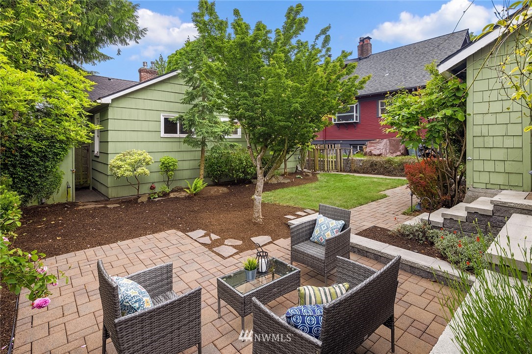 910 North 78th Street Seattle, WA 98103 - Photo 19 of 22 Gallery Image 19