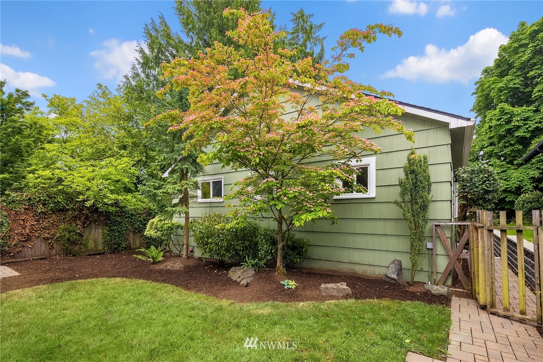 910 North 78th Street Seattle, WA 98103 - Photo 22 of 22 Gallery Image 22