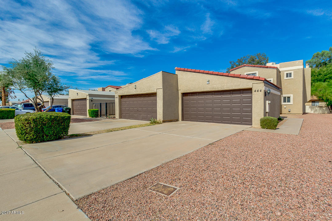 444 East Pecan Road Phoenix, AZ 85040 - Photo 3 of 28 03-Pecan